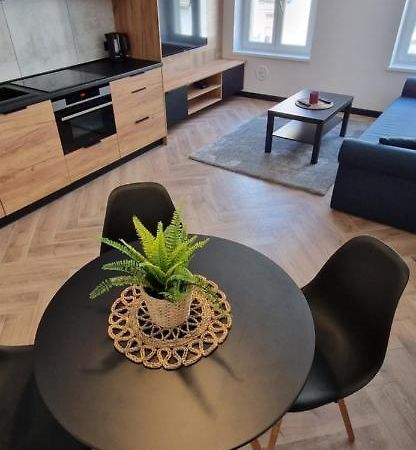 Apartament Ksiaz Świebodzice Buitenkant foto